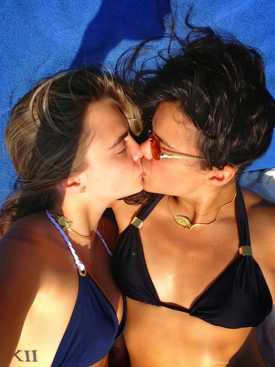 naked celb website Teen masturbating tips for girls